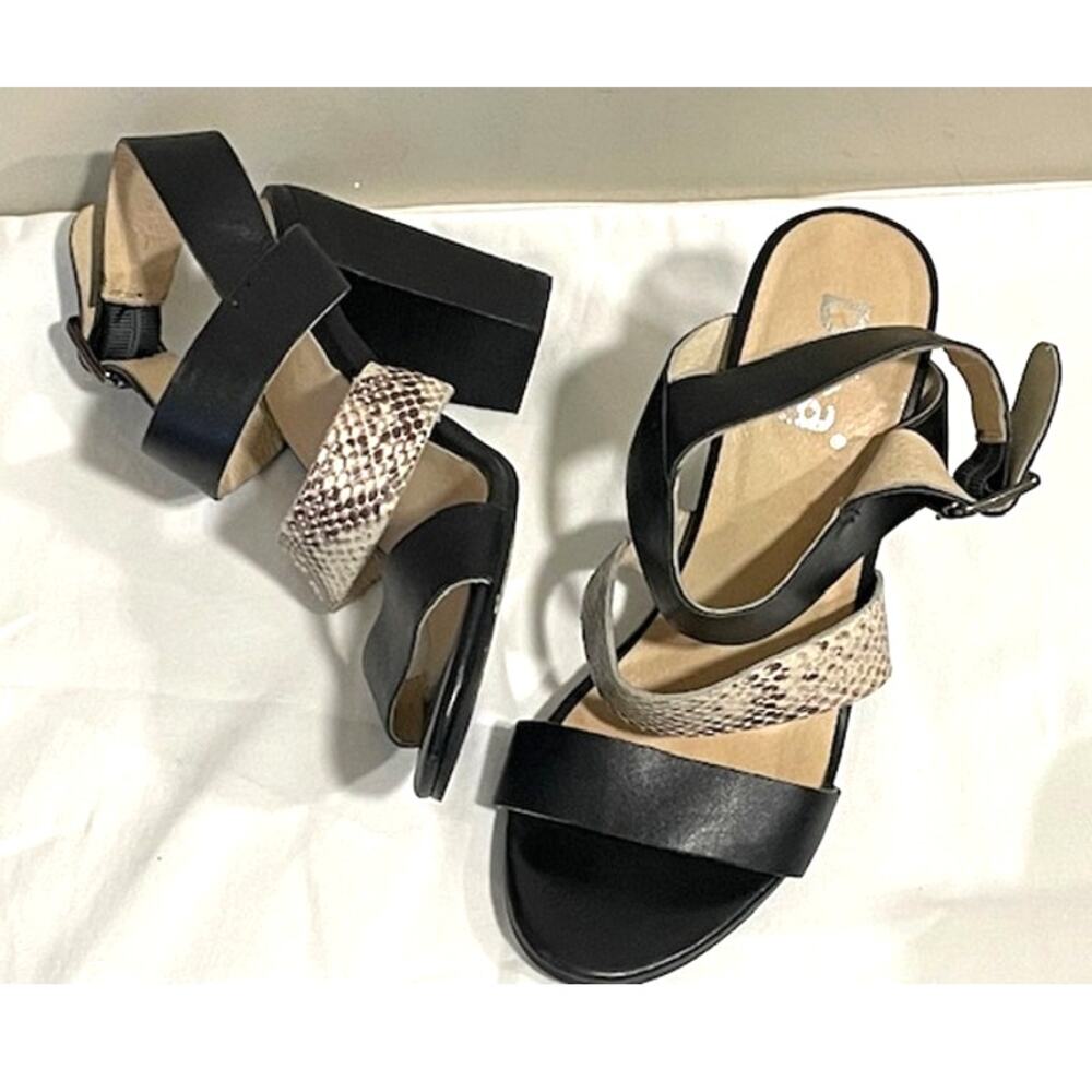 Diba 4" Heels Size 8.5 Two-Piece Block-Heel Leather Snakeskin Sandal